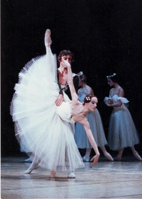 Lidija Mila Milovac i Marin Turcu: Giselle, kor. Attilio Labis, Hrvatsko narodno kazalište u Zagrebu