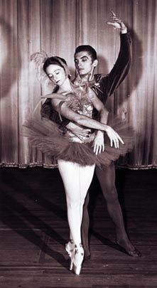 Patricia Deane-Gray i Željko Jureša u baletu Žar-ptica 1961.